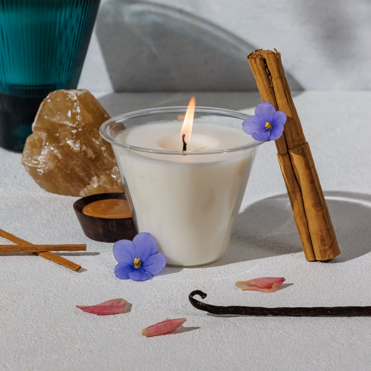 ZAI Candle — Santal & Spice