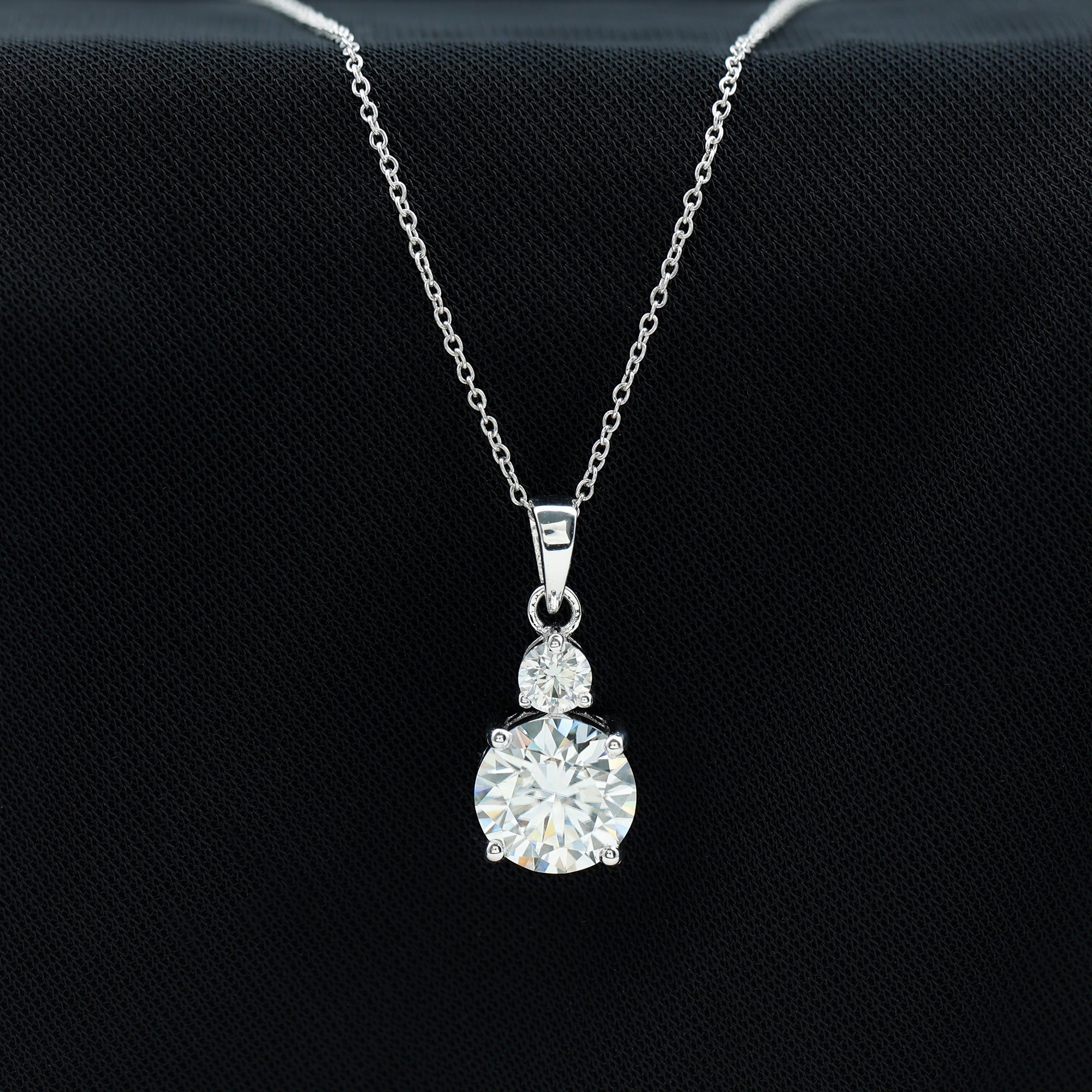 Certified 3 Carat Lab Grown Diamond Pendant Necklace For Women