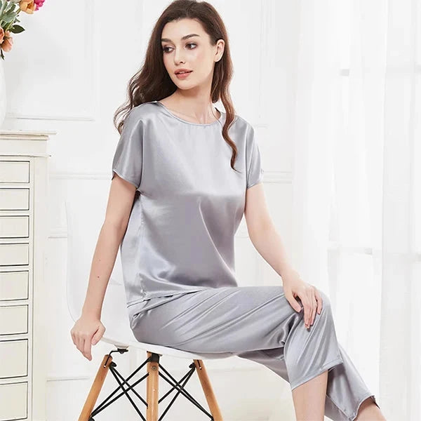 Women’s Mulberry Silk Capri Pajama Set 2-Piece Sleepwear