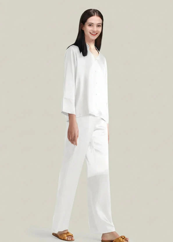 Elegant Women's Real Silk Pajamas Long Sleeve