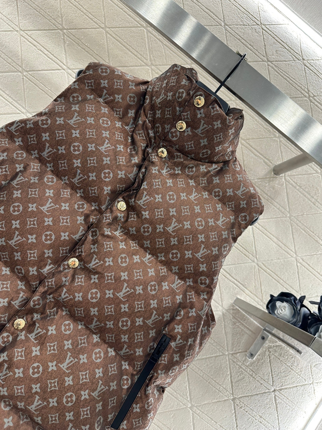 Women's LV Puffy Vest