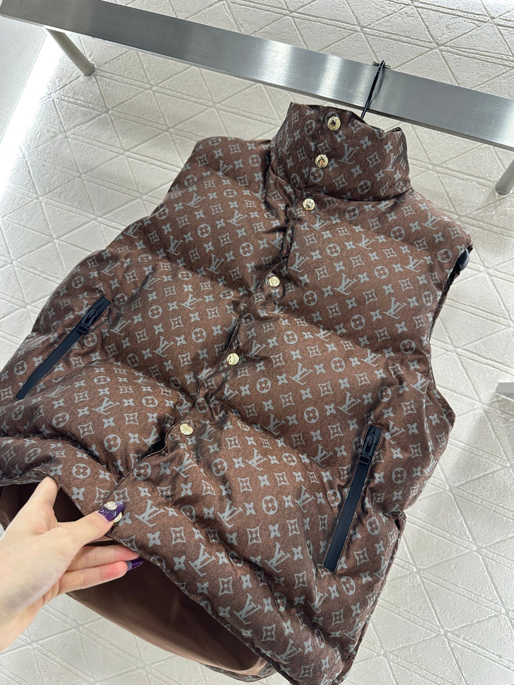 Women's LV Puffy Vest