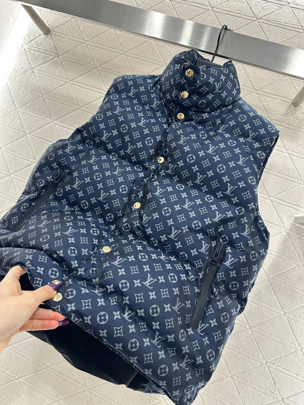 Women's LV Puffy Vest