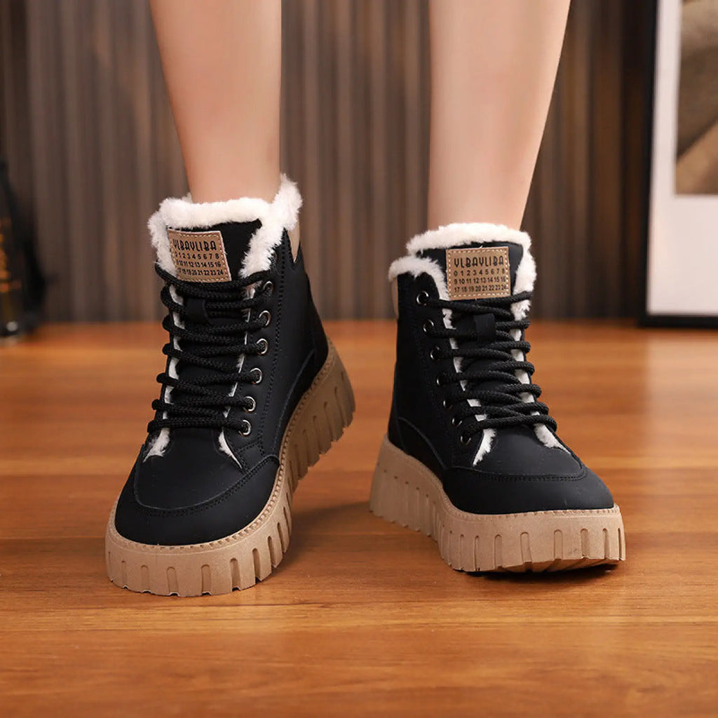 Women's Lace Up Fleece Lined Winter Fashion Snow Boots